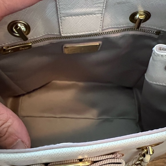 3117 Ferragamo pink satchel - Picture 9 of 12